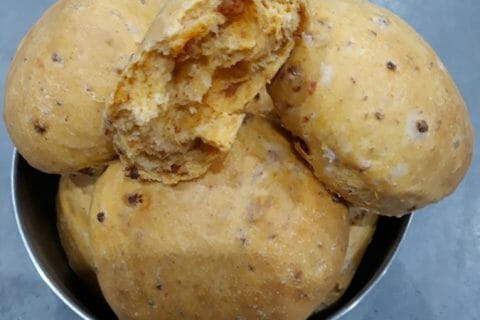 Cliquez pour zoomer ! Petits pains au chorizo Thermomix par vivi13360