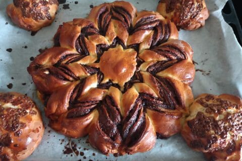 Cliquez pour zoomer ! Brioche étoilée au Nutella Thermomix par titya