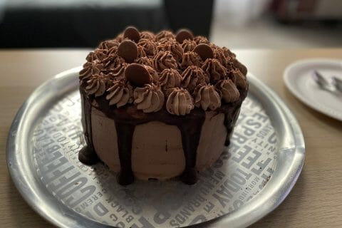 Cliquez pour zoomer ! Layer cake Kinder Bueno Thermomix par Balego 👩🏼🍳