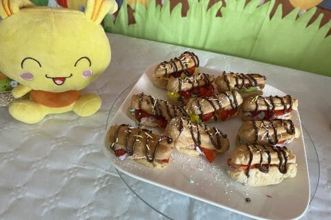 Cliquez pour zoomer ! Éclairs fraises chantilly Thermomix par celine_1002