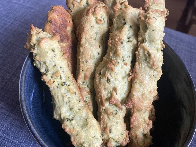 Cliquez pour zoomer ! Gressins parmesan basilic Thermomix par alice_98