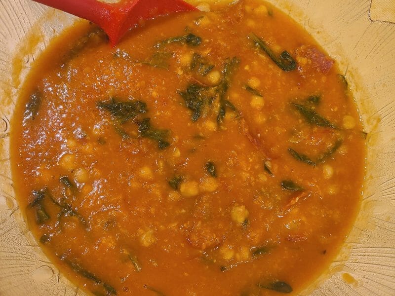 Cliquez pour zoomer ! Ragoût de pois chiches au chorizo et épinards Thermomix par Rezinha