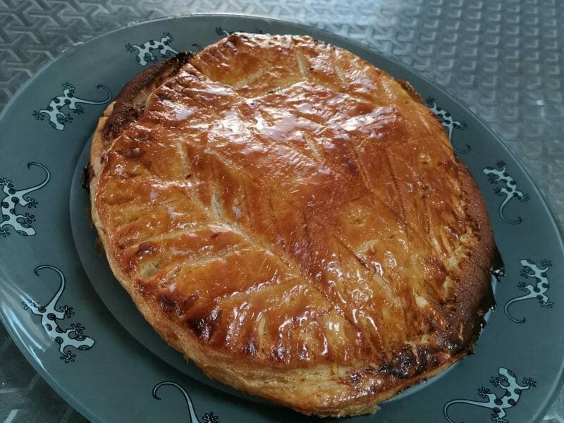 Cliquez pour zoomer ! Galette des rois à la frangipane Thermomix par julie67770