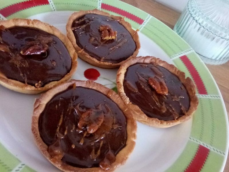 Cliquez pour zoomer ! Tarte au chocolat et cacahuètes caramélisées Thermomix par damcrap