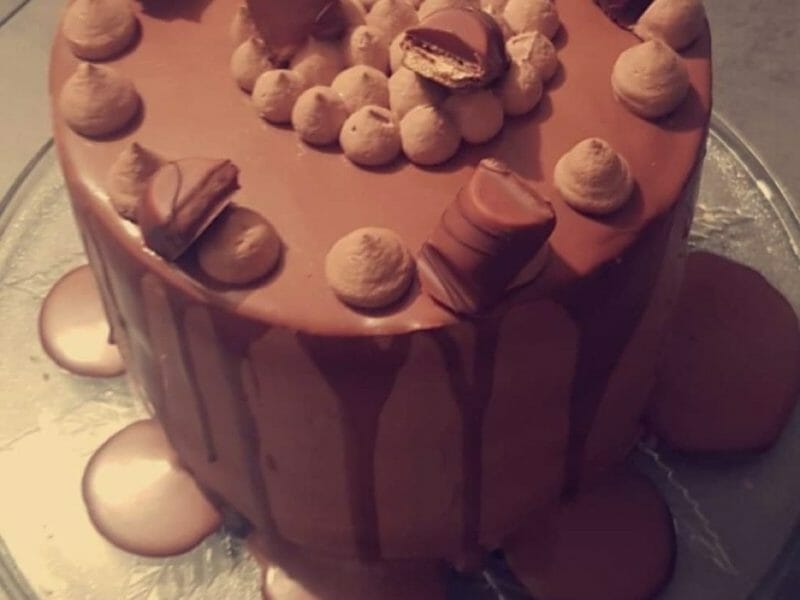 Cliquez pour zoomer ! Layer cake Kinder Bueno Thermomix par manon_41_mht