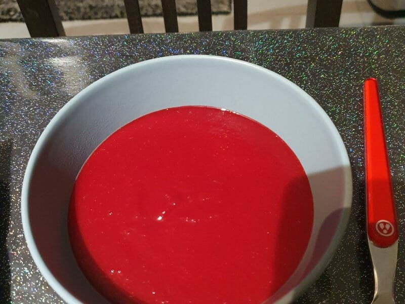 Cliquez pour zoomer ! Soupe de betterave au saumon Thermomix par noellie_6