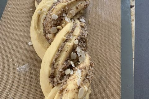 Cliquez pour zoomer ! Brioche tressée aux noisettes Thermomix par clinehub