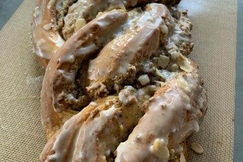 Cliquez pour zoomer ! Brioche tressée aux noisettes Thermomix par clinehub