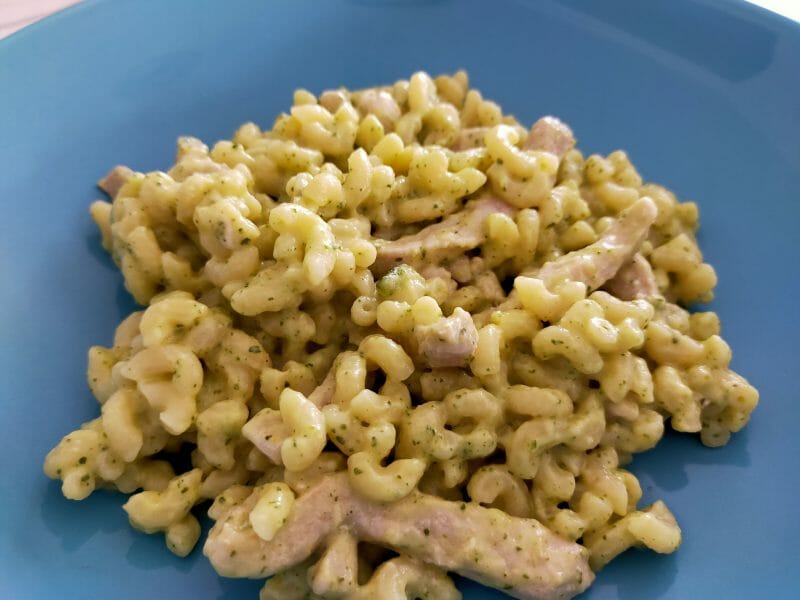 Cliquez pour zoomer ! Farfalle à la crème de courgettes Thermomix par Manon84