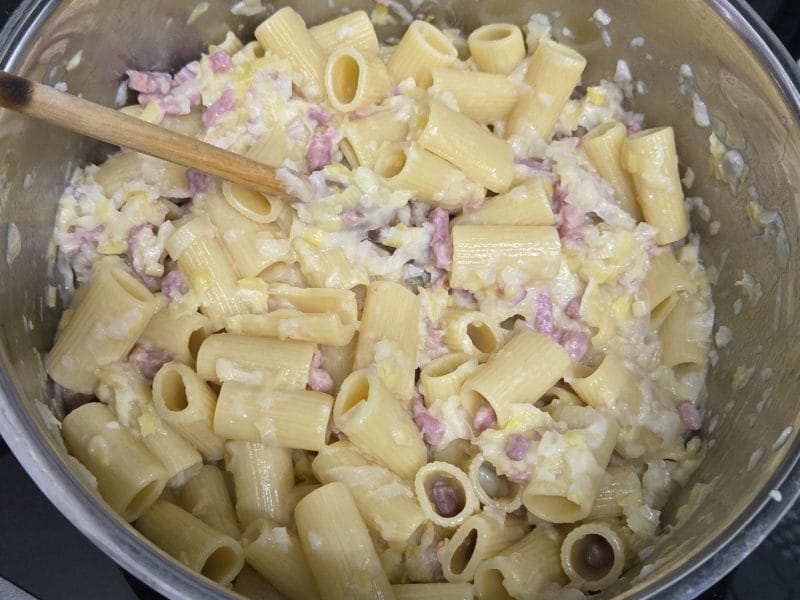 Cliquez pour zoomer ! Tagliatelles à la crème de poireaux Thermomix par Mercredi83