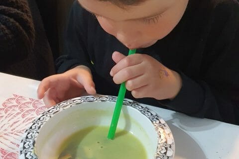 Cliquez pour zoomer ! Velouté de brocoli et feta Thermomix par Mercredi83