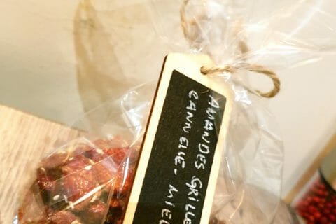 Cliquez pour zoomer ! Amandes grillées à la cannelle et au miel Thermomix par mathilde2306