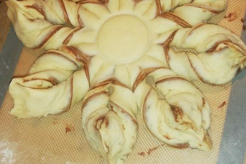 Cliquez pour zoomer ! Brioche étoilée au Nutella Thermomix par anastasia_12
