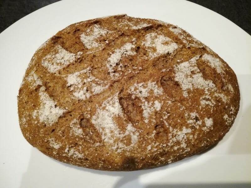 Cliquez pour zoomer ! Pain Cocotte Thermomix par Laurence44