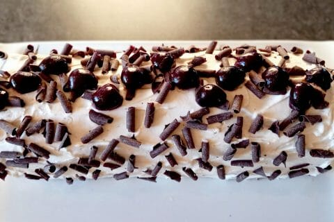 Cliquez pour zoomer ! Bûche forêt noire Thermomix par Laurence44