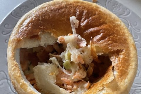 Cliquez pour zoomer ! Petites tourtes à la truite, fourme et poireaux Thermomix par katgar