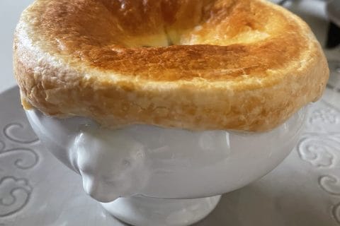 Cliquez pour zoomer ! Petites tourtes à la truite, fourme et poireaux Thermomix par katgar