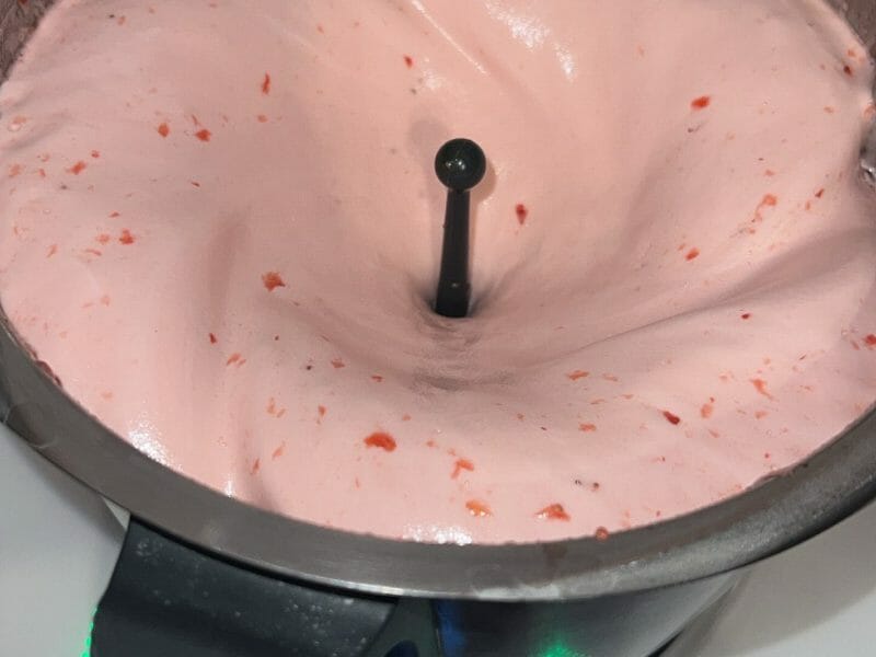Cliquez pour zoomer ! Mousse de fraises Thermomix par Thankafla