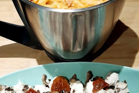 Cliquez pour zoomer ! Pennes au poulet, tomates et champignons Thermomix par Lesfillescuisinent