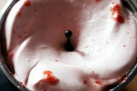 Cliquez pour zoomer ! Mousse de fraises Thermomix par Lesfillescuisinent