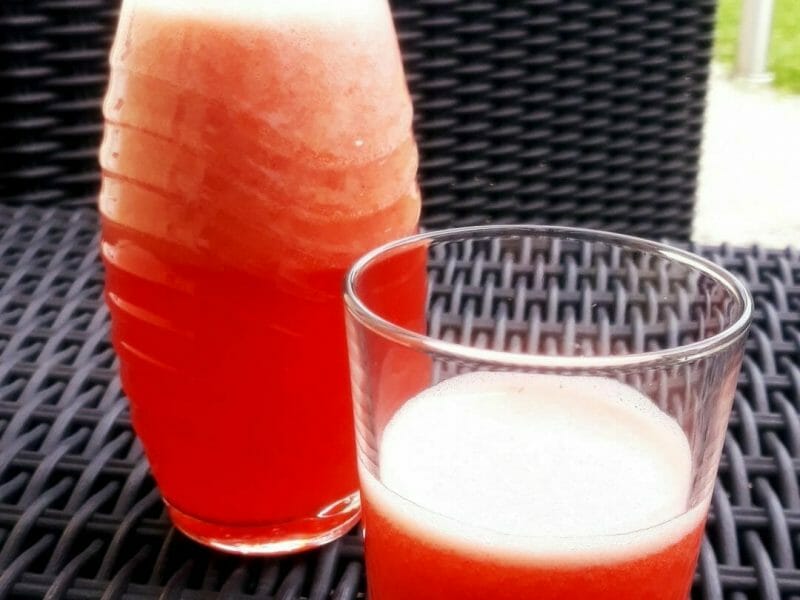 Cliquez pour zoomer ! Limonade à la fraise Thermomix par Lesfillescuisinent