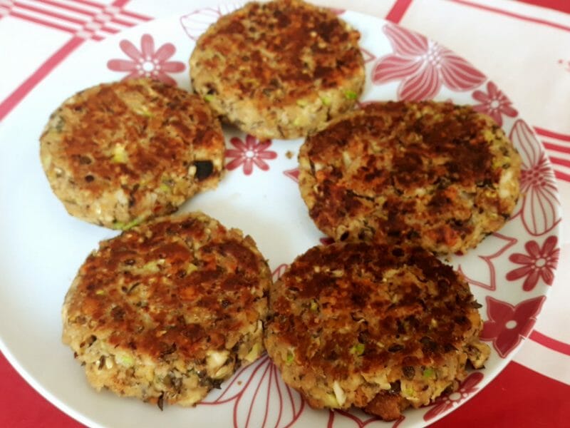 Cliquez pour zoomer ! Steaks lentilles, pois chiches, courgettes Thermomix par Lesfillescuisinent
