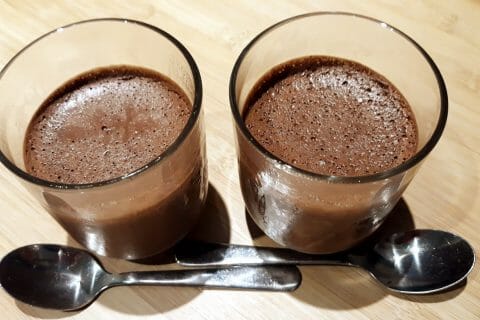 Cliquez pour zoomer ! Mousse au chocolat au jus de pois chiche Thermomix par Lesfillescuisinent