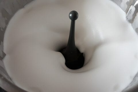 Cliquez pour zoomer ! Mousse au chocolat au jus de pois chiche Thermomix par Lesfillescuisinent