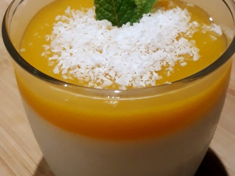 Cliquez pour zoomer ! Panna cotta coco mangue Thermomix par Lesfillescuisinent