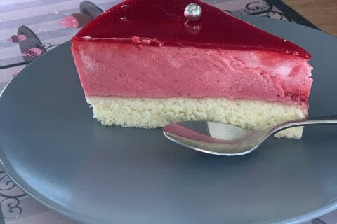 Cliquez pour zoomer ! Bavarois aux framboises Thermomix par lilou85310