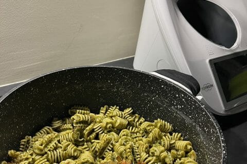 Cliquez pour zoomer ! Farfalle au pesto et crevettes Thermomix par cuoricino