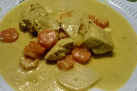 Cliquez pour zoomer ! Blancs de poulet sauce moutarde et curry au Thermomix