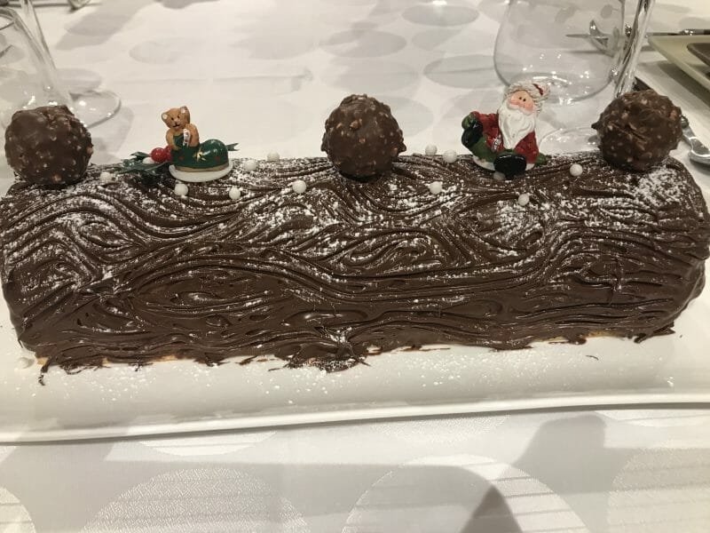 Cliquez pour zoomer ! Bûche Ferrero Rocher Thermomix par bettybb27