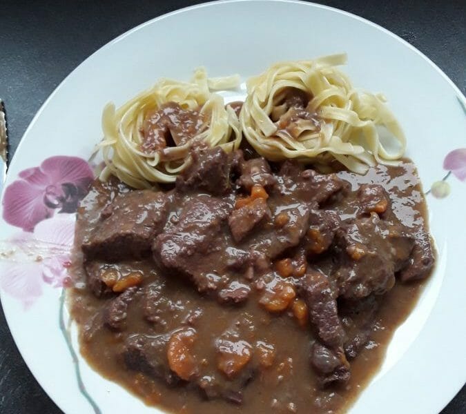 Cliquez pour zoomer ! Boeuf bourguignon Thermomix par Plopinou