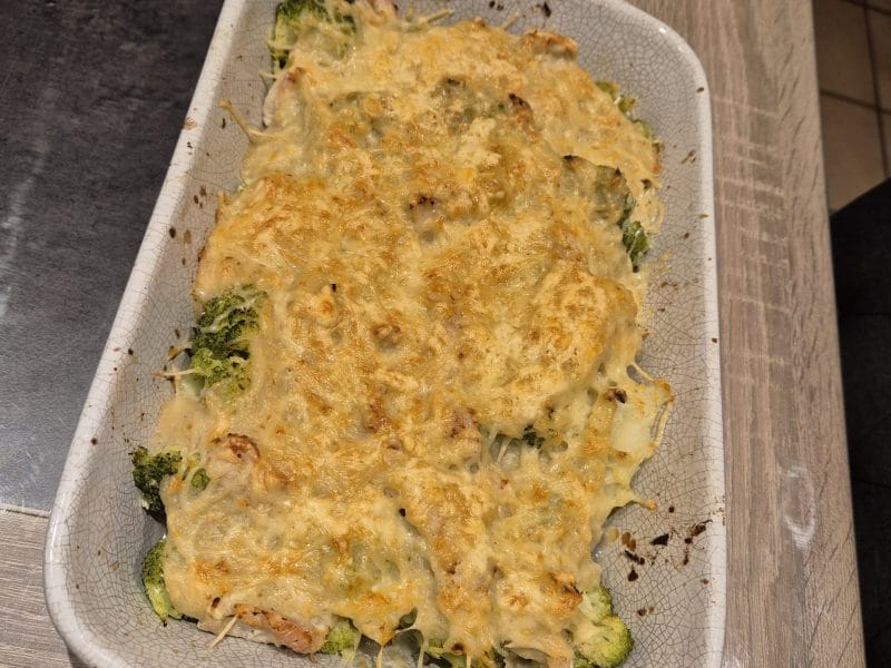 Cliquez pour zoomer ! Gratin de poulet et brocolis Thermomix par marianne_25