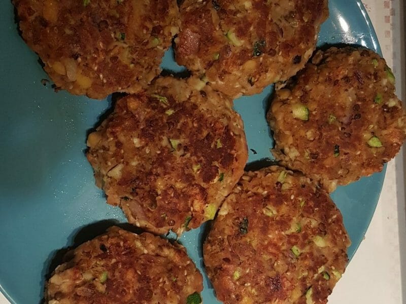 Cliquez pour zoomer ! Steaks lentilles, pois chiches, courgettes Thermomix par Benjaminbarnouin