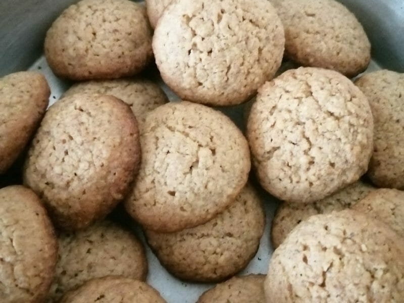 Cliquez pour zoomer ! Biscuits aux flocons d’avoine et amandes Thermomix par lolotte32100