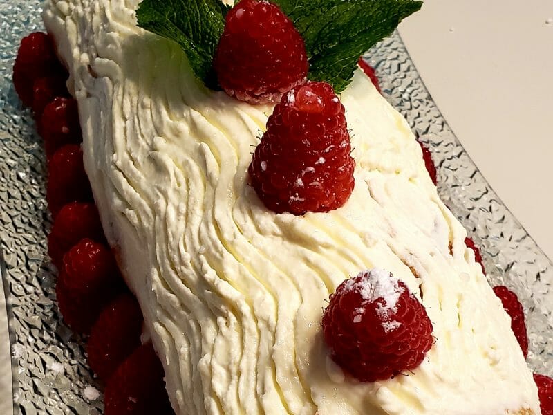 Cliquez pour zoomer ! Fraisier roulé Thermomix par Milotte11