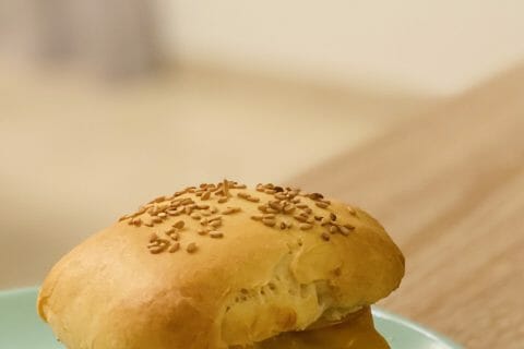 Cliquez pour zoomer ! Pains hamburger Thermomix par aurelp