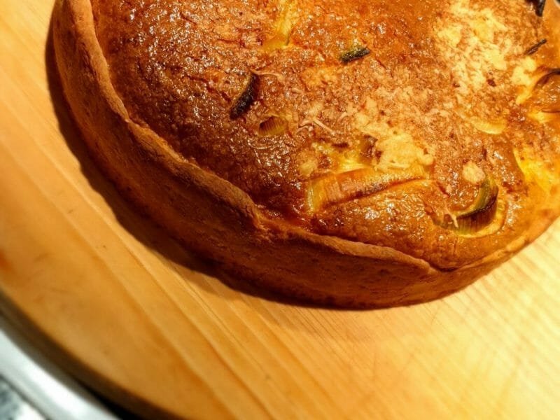 Cliquez pour zoomer ! Gâteau poireaux, lardons et fromage Thermomix par elithikitchen