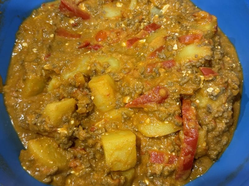 Cliquez pour zoomer ! Boeuf aux poivrons et pommes de terre Thermomix par Adeline1510