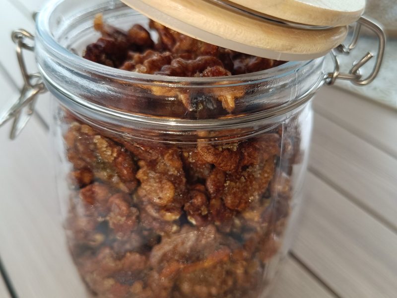 Cliquez pour zoomer ! Amandes grillées à la cannelle et au miel Thermomix par Sonia