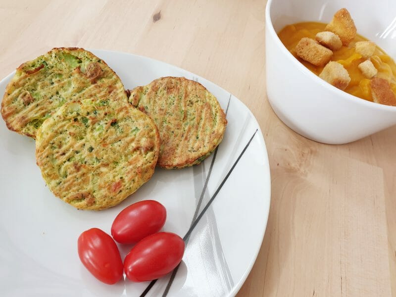 Cliquez pour zoomer ! Galettes de brocolis Thermomix par toufka