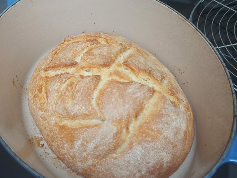 Cliquez pour zoomer ! Pain Cocotte Thermomix par stephanie_513