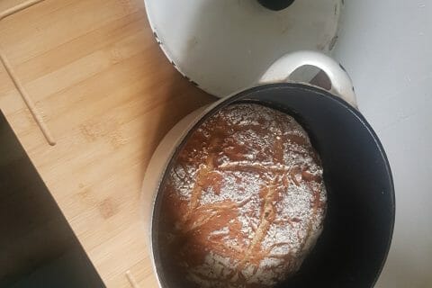 Cliquez pour zoomer ! Pain Cocotte Thermomix par fafa_dede