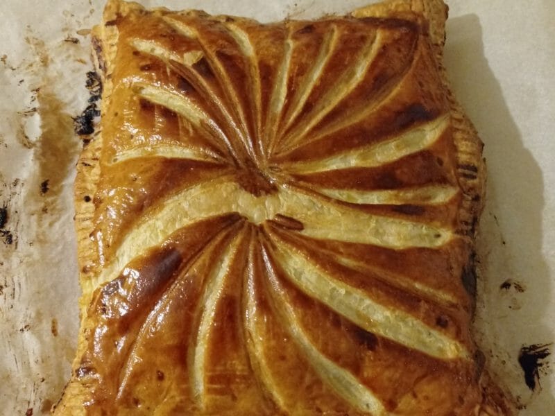 Cliquez pour zoomer ! Galette des rois à la frangipane Thermomix par narnotte64