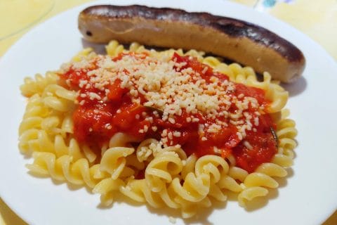 Cliquez pour zoomer ! Pâtes sauce aux poivrons grillés Thermomix par nathalie90400