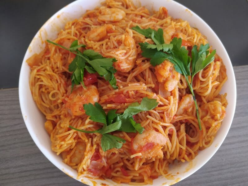 Cliquez pour zoomer ! Spaghettis aux crevettes et à l’ail Thermomix par peche_1