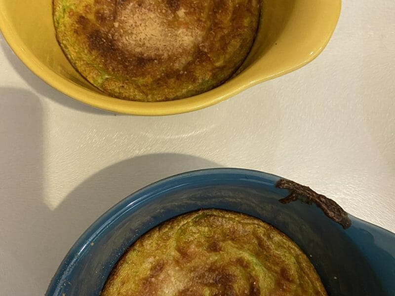 Cliquez pour zoomer ! Soufflé de courgettes au saumon fumé Thermomix par marie293015