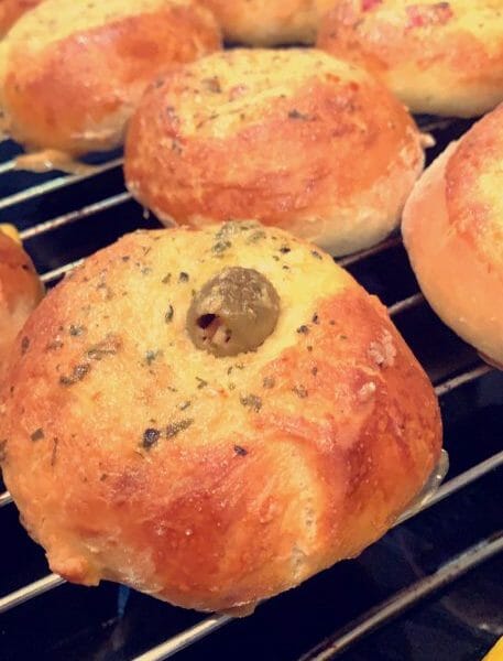 Cliquez pour zoomer ! Poğaça – Petits pains Turcs à la Feta Thermomix par Madoxxxxx